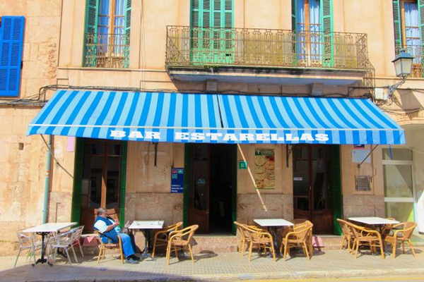 Restaurant in Ses Salines 