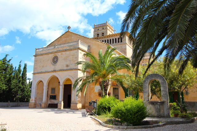 Ariany im Mallorca Reiseführer - finca-ferienhaus.de