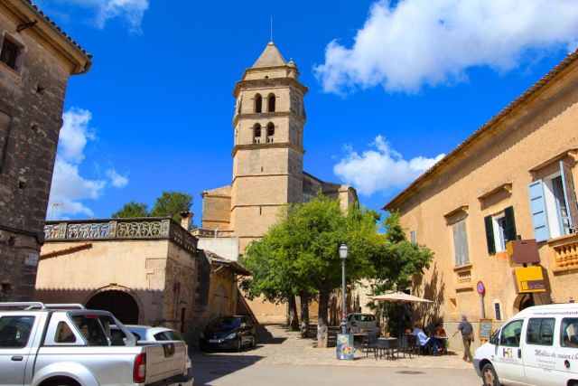 Petra Mallorca verträumte Ortschaft, ein Dörfchen mit landestypischer Architektur