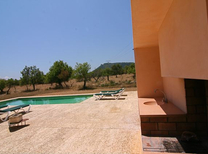 Moderne Finca in Strandnähe mit Pool, Sommerküche. Ferienhaus bei Cala Millor nur wenige Fussminuten zum Strand, Restaurant oder in den Ort Cala Millor