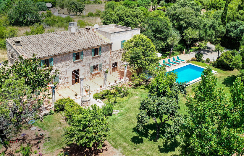 Finca Es Picot Bild 2 Innen- und Außenansicht