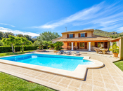 Finca Es Reiet Bild 2 Innen- und Außenansicht