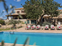 Schönes Mallorca Feriendomizil für bis zu 16 Personen Nähe Mancor de la Vall im Norden von Mallorca mit Pool, Garten und Grill. Ideales Mallorca Urlaubsdomizil für Reisegruppen.