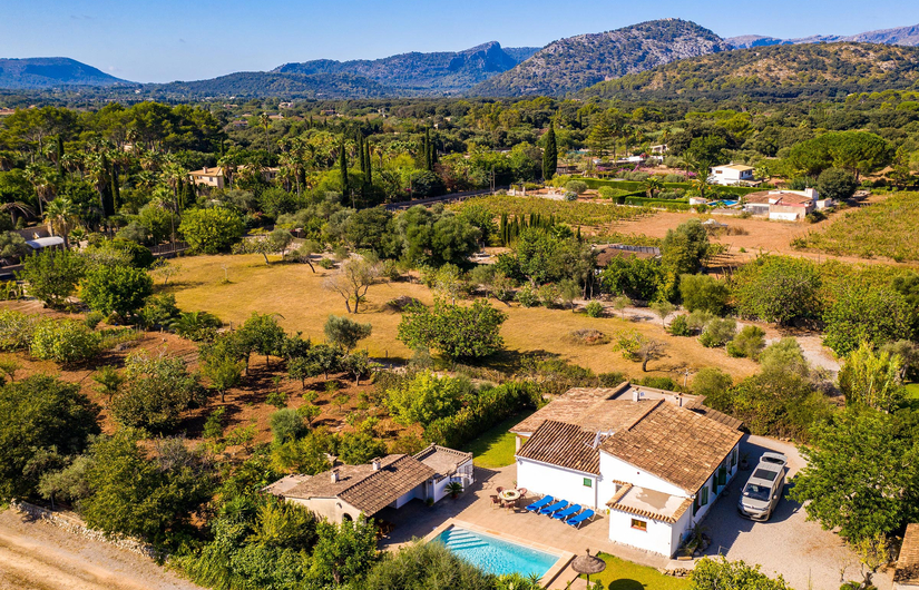 Finca Can Maravella Bild 9 Innen- und Außenansicht