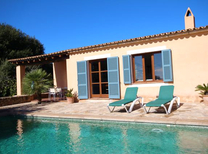 Schöne Finca mit Pool und Grillplatz für 2 bis 4 Personen im Nordosten Mallorcas, Nähe Strand, Golfplatz und der Ortschaft Arta.
