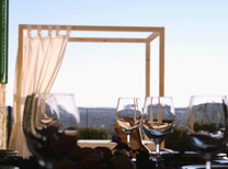 Sie suchen ein Ferienhaus mit Meerblick an der Ostküste von Mallorca? Die Finca Agricultura mit Panorama Meerblick View, Kamin, Klimaanlage, BBQ Grill und gemütlicher Sonnenterrasse lässt keine Wünsche offen.
