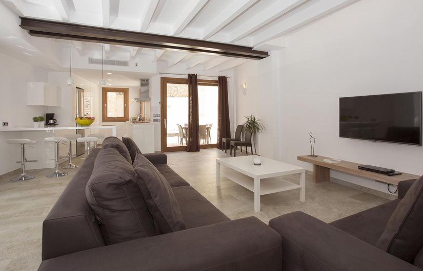 Casa Llum Bild 21 Innen- und Außenansicht