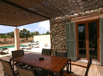Moderne Finca in Strandnähe mit Pool, Sommerküche. Ferienhaus bei Cala Millor nur wenige Fussminuten zum Strand, Restaurant oder in den Ort Cala Millor