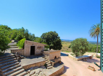 Mediterrane Landhaus Finca im Herzen von Mallorca mit großem Pool, Klimaanlage, Internet und Grillplatz für bis zu 10 Personen.