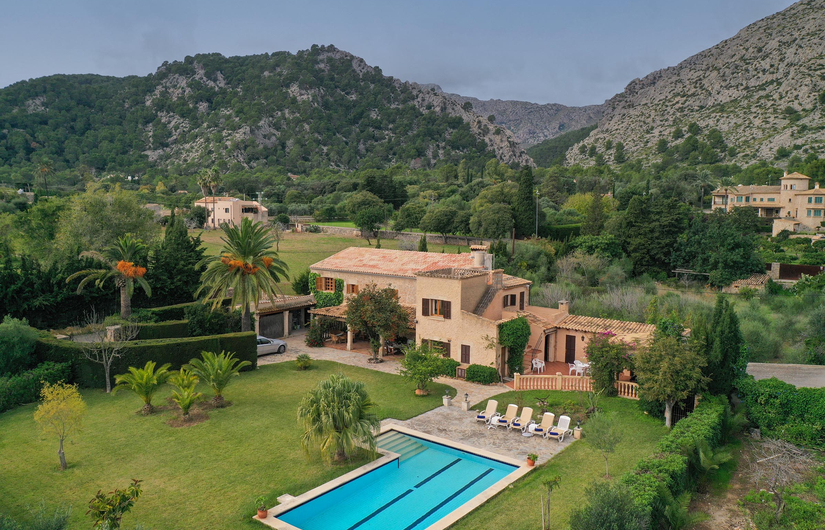 Villa Sa Lluna Bild 2 Innen- und Außenansicht