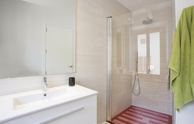Casa Llum Bild 10 Innen- und Außenansicht