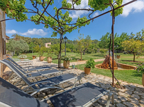 Sie mieten ein uriges Ferienhaus in beliebter Lage, nahe dem Bergdorf Selva und Biniamar im Nordwesten der Balearen Insel Mallorca mit Pool, BBQ Grill, Klimaanlage, Garten und 2 Küchen.