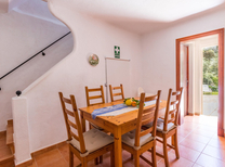 Charmante Finca in Mallorcas Inselmitte mit einer Preisgestaltung für 4 oder 6 Personen. Die gepflegte Finca bietet in allen Räumlichkeiten eine Klimaanlage.