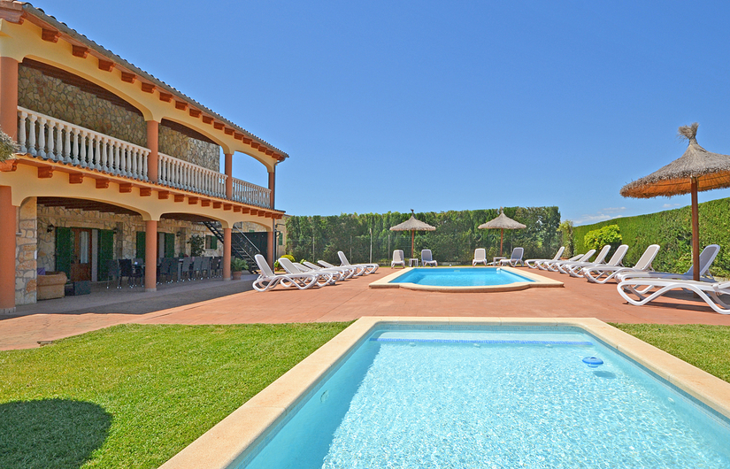 Finca Son Lluny Bild 1 Innen- und Außenansicht