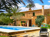 Ferienhaus im Süden Mallorcas nahe der Naturschönheit Es Trenc dem wohl bekanntesten Strand der Balearen Insel. Anwesen für 10 Personen mit Pool, BBQ-Grill und Internetzugang
