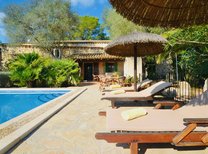 Traditionelle Finca mit modernen Elementen kombiniert - Stilvolles Ambiente für 7 Personen in Inselmitte mit Pool, Klimaanlage und Internet.